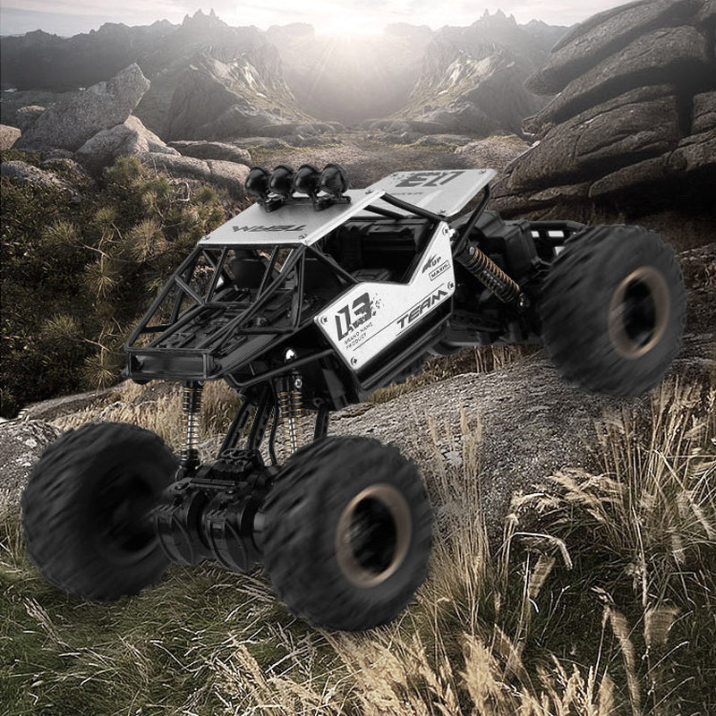 Six-Wheel Alloy Rock-Climbing RC Car Four-Wheel Drive Off-Road RC Toy All-Terrain High-Resilience Shock Absorption Children's Day Gift
