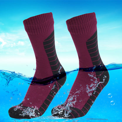 🌧️💧3-layer waterproof socks, breathable and moisture-wicking, perfect for outdoor adventures🏞️🚶